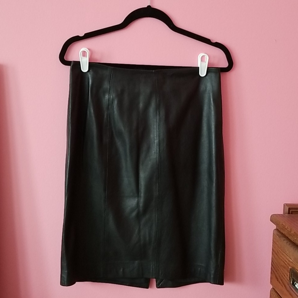 Black leather pencil skirt EUC